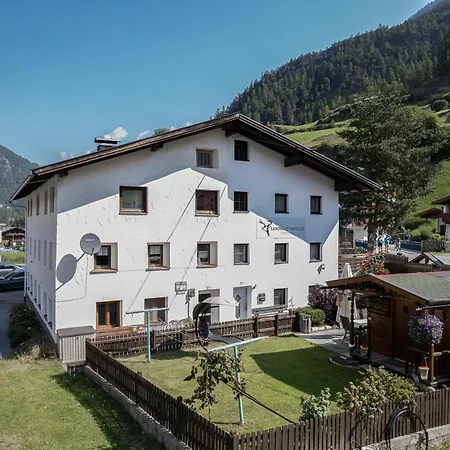 Landhaus Valtelas Solden Exterior photo